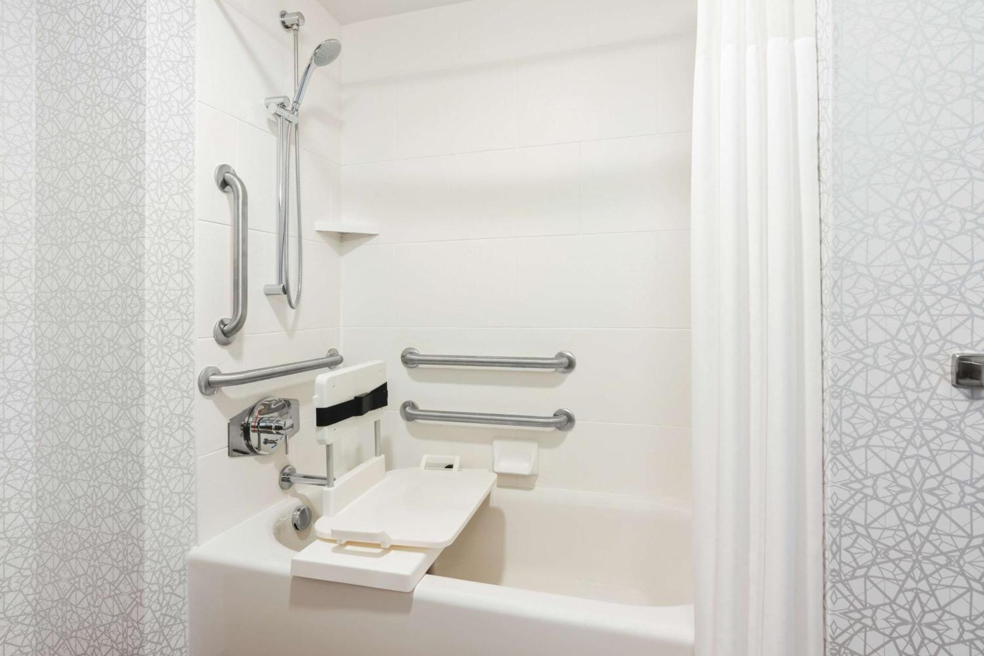Hampton Airport, Wa 3* Bellingham